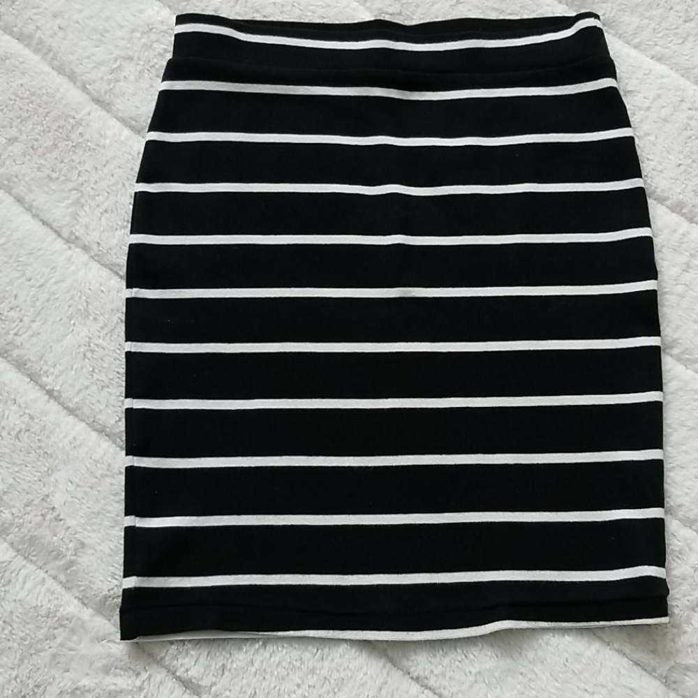 Black and White Skirt.